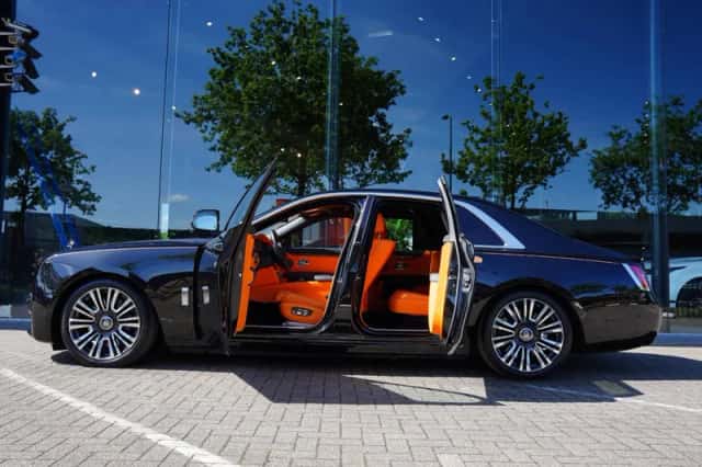 Rolls-Royce Ghost (2022) thumbnail 3