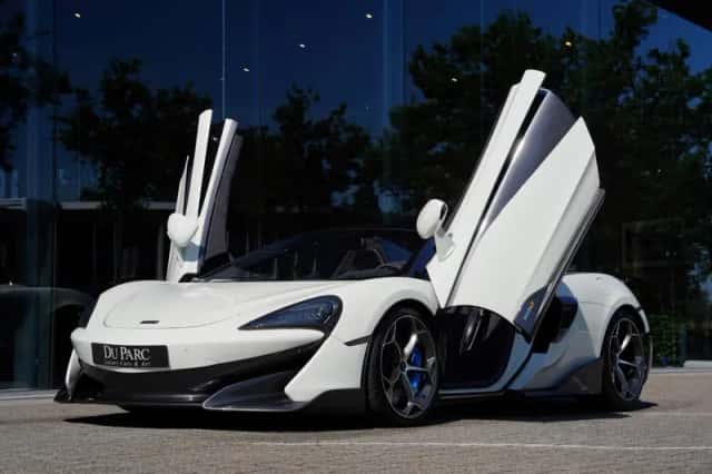 McLaren 600LT Spider (2019) thumbnail 2