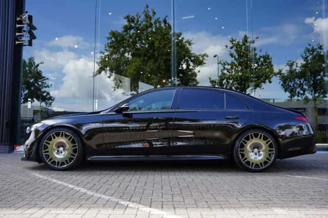 Mercedes-Benz S-Klasse (2024) thumbnail 2