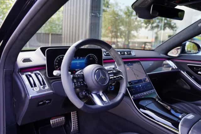 Mercedes-Benz S-Klasse (2024) thumbnail 4