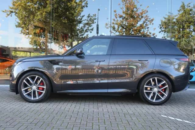 Land Rover Range Rover Sport (2026) thumbnail 2
