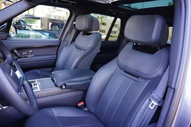 Land Rover Range Rover (2024) thumbnail 6