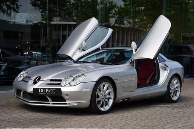 Mercedes-Benz SLR (2005) thumbnail 2