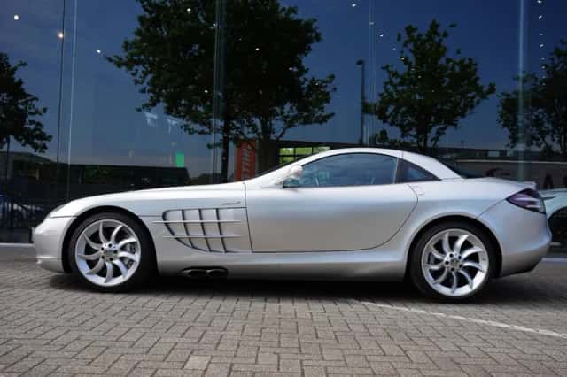 Mercedes-Benz SLR (2005) thumbnail 3