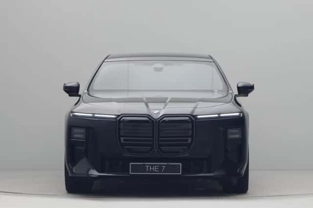 BMW i7 (2026) thumbnail 4