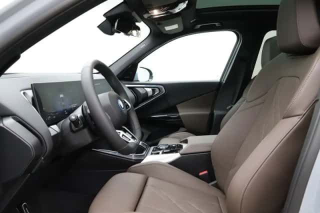 BMW X3 (2026) thumbnail 5