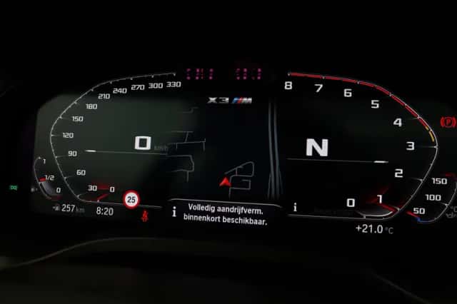 BMW X3 (2023) thumbnail 3