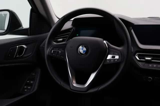 BMW 2-Serie (2023) thumbnail 2