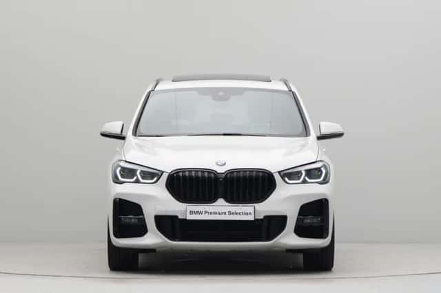 BMW X1 (2021) thumbnail 6