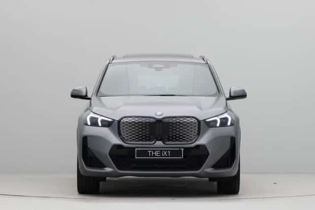 BMW iX1 (2026) thumbnail 5