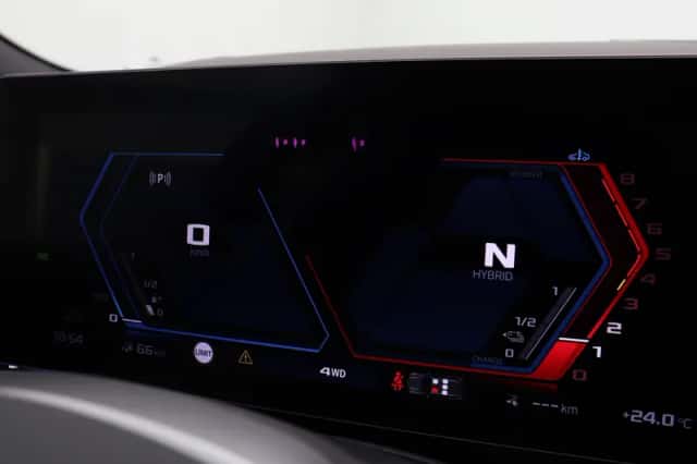 BMW M5 (2026) thumbnail 3