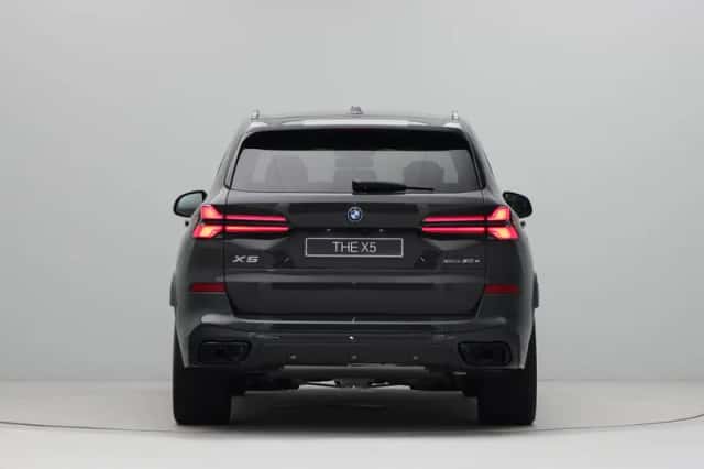BMW X5 (2026) thumbnail 6