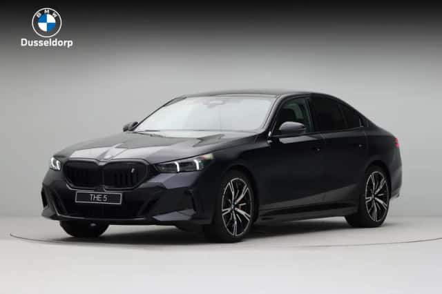 BMW i5 (2026) thumbnail 1