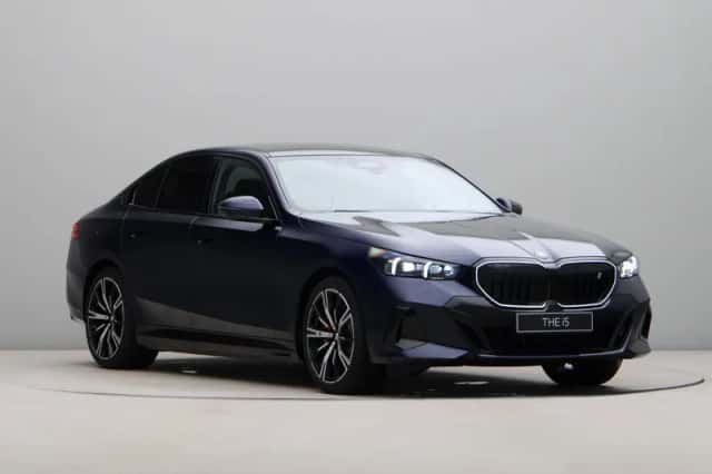 BMW i5 (2026) thumbnail 3