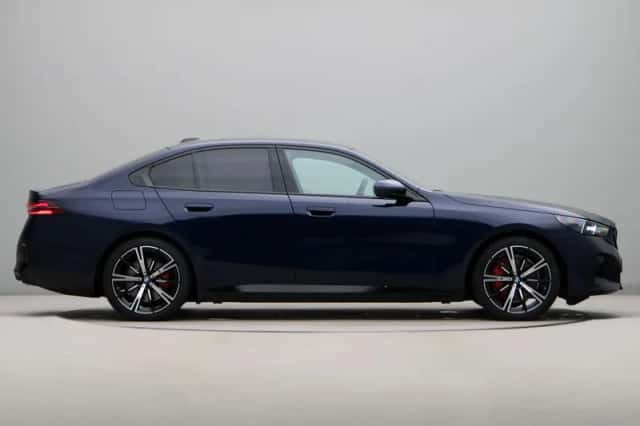 BMW i5 (2026) thumbnail 4