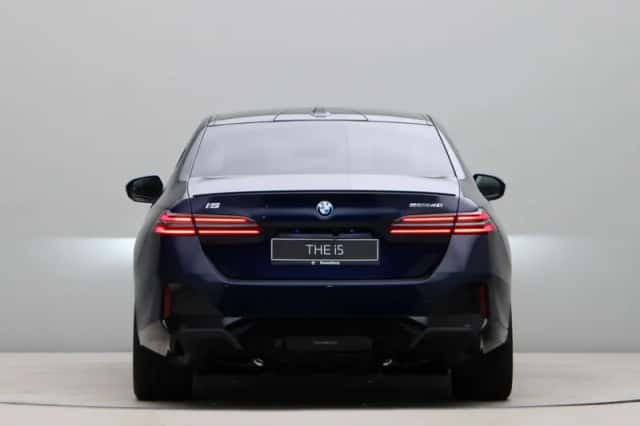 BMW i5 (2026) thumbnail 6