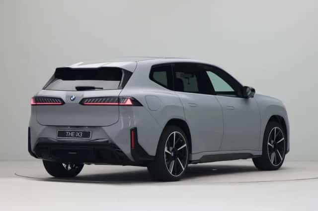 BMW iX3 (2026) thumbnail 5