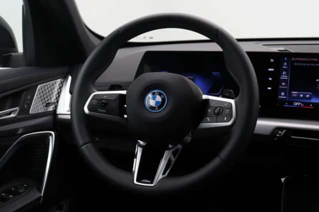 BMW X1 (2025) thumbnail 2