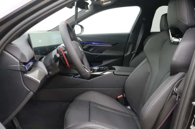 BMW M5 (2026) thumbnail 5