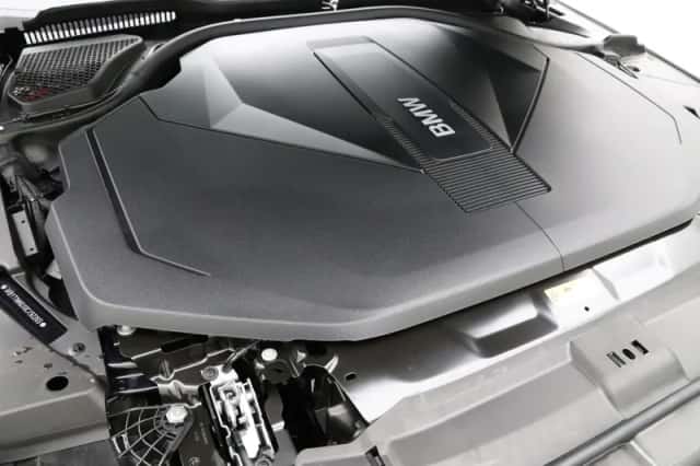 BMW i5 (2026) thumbnail 4