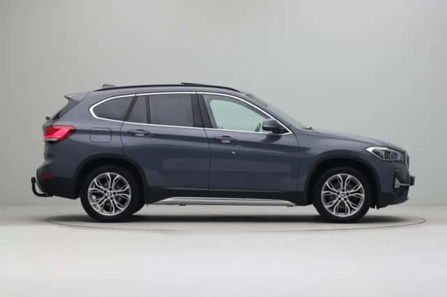 BMW X1 (2021) thumbnail 4