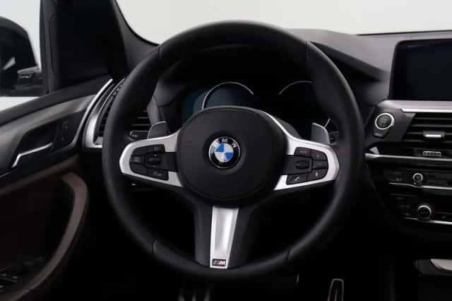 BMW X3 (2020) thumbnail 2