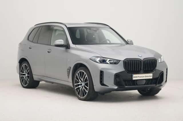 BMW X5 (2023) thumbnail 6