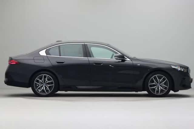 BMW 5-Serie (2024) thumbnail 4