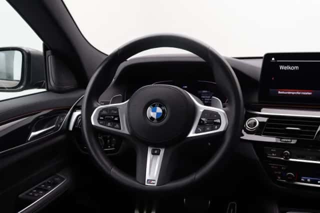 BMW 6-Serie (2023) thumbnail 2