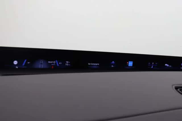 BMW iX3 (2026) thumbnail 3