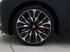 BMW iX (2026) thumbnail 18