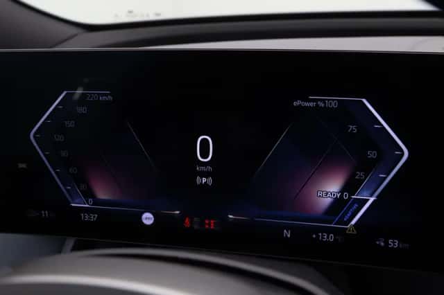 BMW iX (2026) thumbnail 3