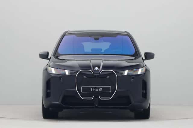 BMW iX (2026) thumbnail 5