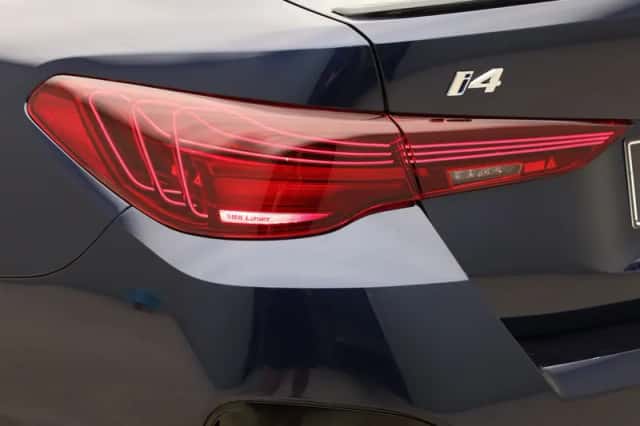 BMW i4 (2025) thumbnail 21