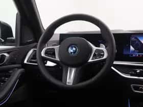 BMW X5 (2025) thumbnail 2