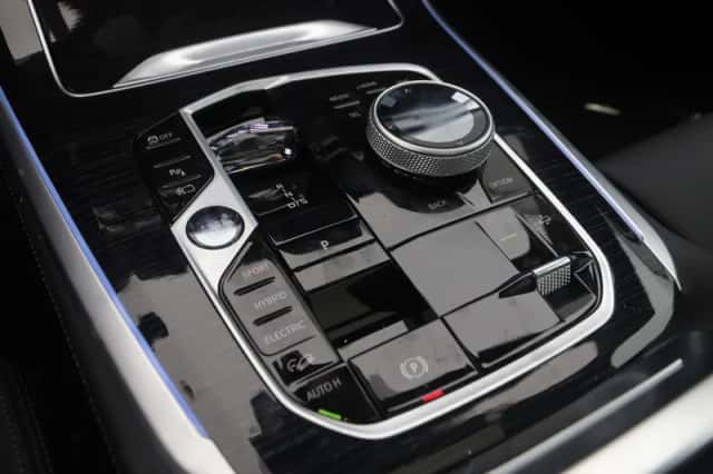 BMW X5 (2025) thumbnail 19
