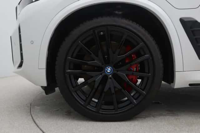 BMW X5 (2025) thumbnail 23
