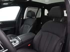 BMW X5 (2025) thumbnail 5