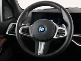 BMW X5 (2025) thumbnail 2