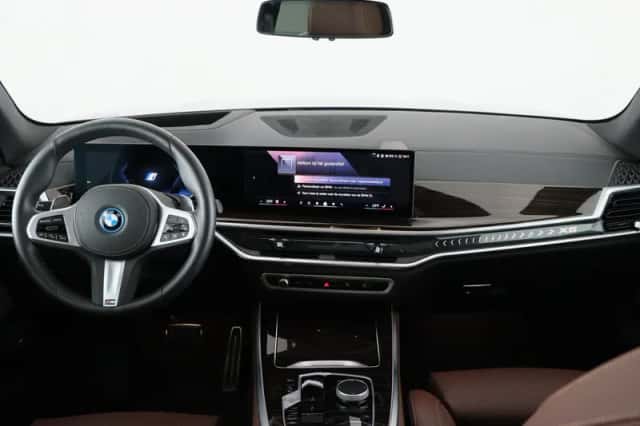 BMW X5 (2025) thumbnail 14