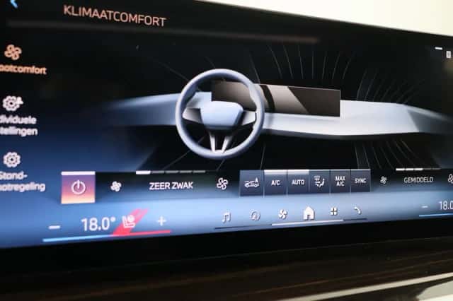 BMW X5 (2025) thumbnail 15
