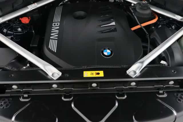 BMW X5 (2025) thumbnail 5