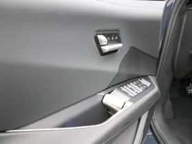 BMW iX3 (2026) thumbnail 16