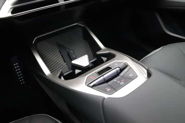 BMW iX3 (2026) thumbnail 19