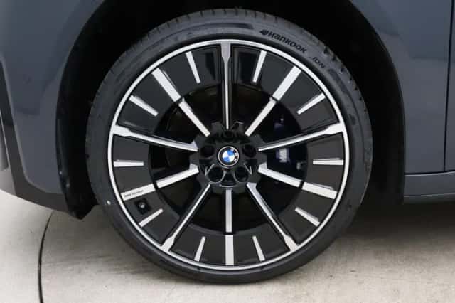 BMW iX3 (2026) thumbnail 21