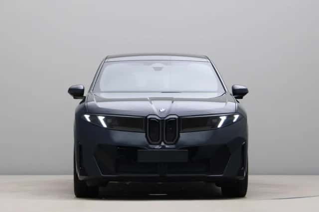 BMW iX3 (2026) thumbnail 6