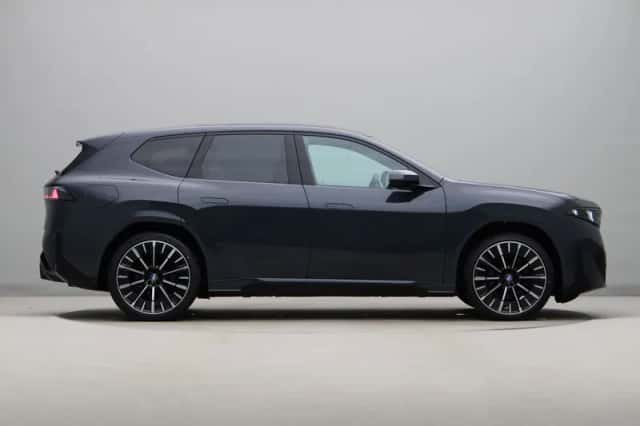 BMW iX3 (2026) thumbnail 8