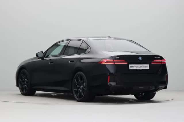 BMW i5 (2025) thumbnail 11