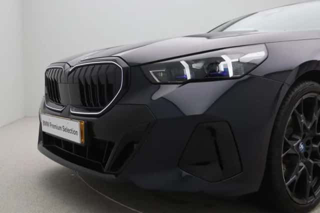 BMW i5 (2025) thumbnail 21