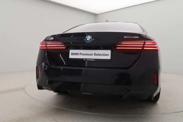 BMW i5 (2025) thumbnail 28
